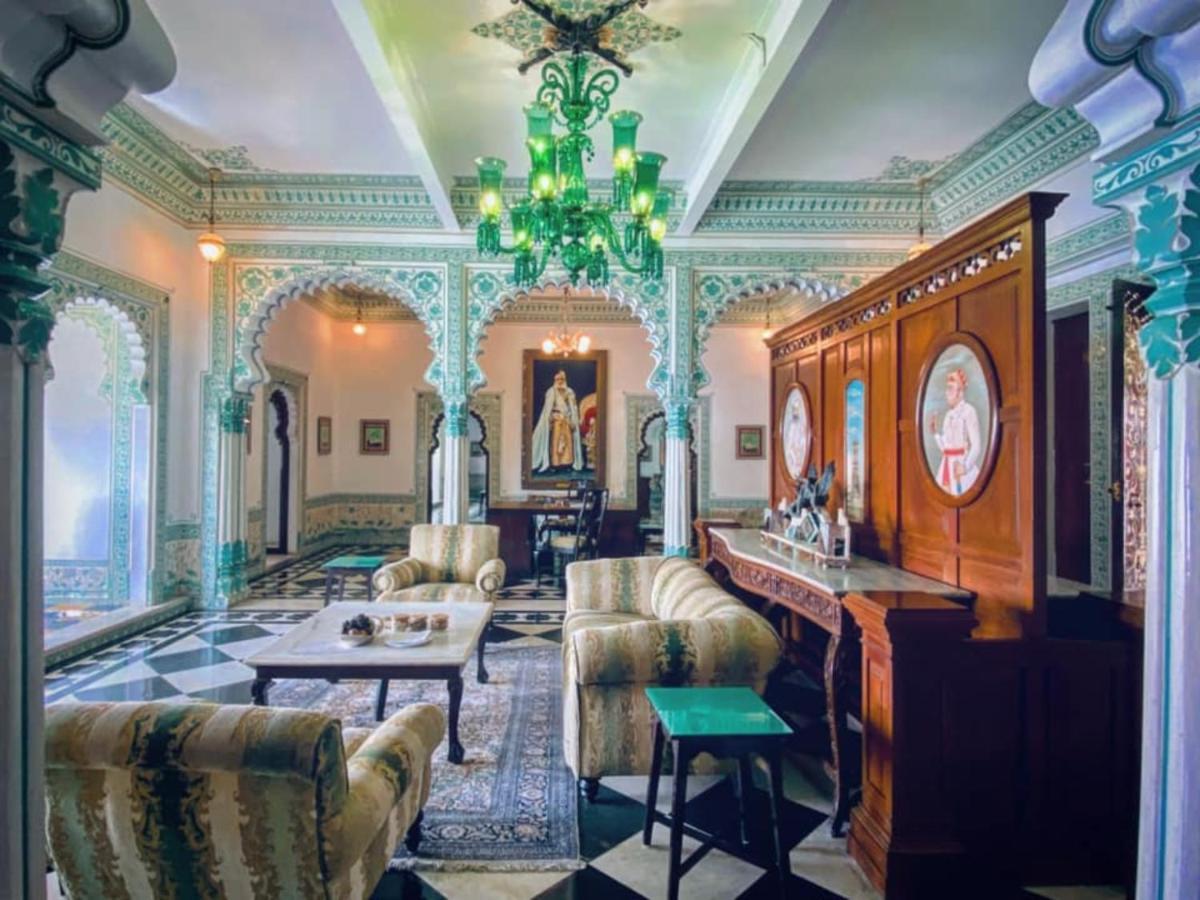 Shiv Niwas Palace By Hrh Group Of Hotels Удайпур Екстериор снимка