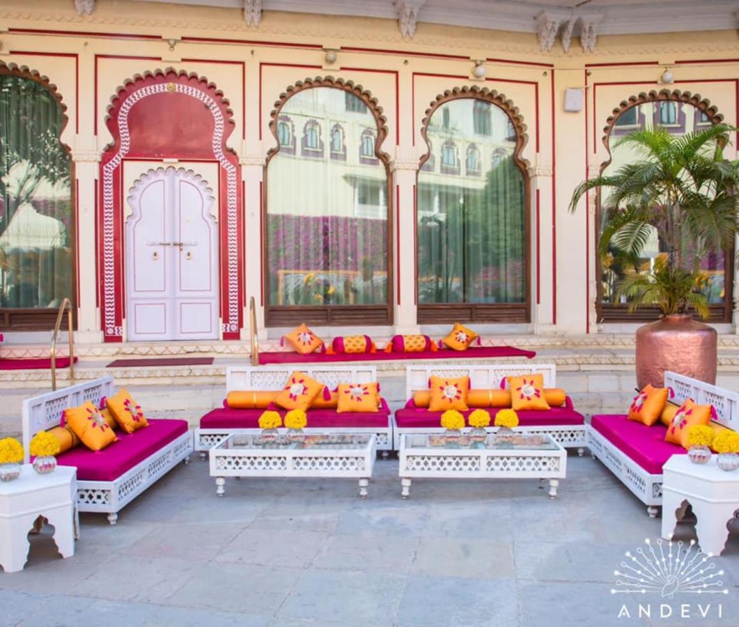Shiv Niwas Palace By Hrh Group Of Hotels Удайпур Екстериор снимка
