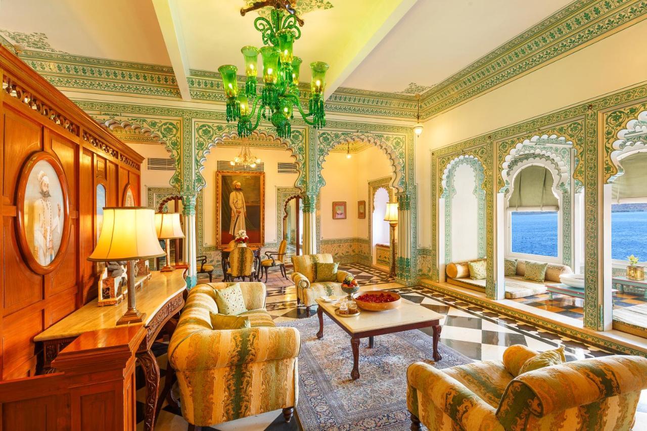 Shiv Niwas Palace By Hrh Group Of Hotels Удайпур Екстериор снимка
