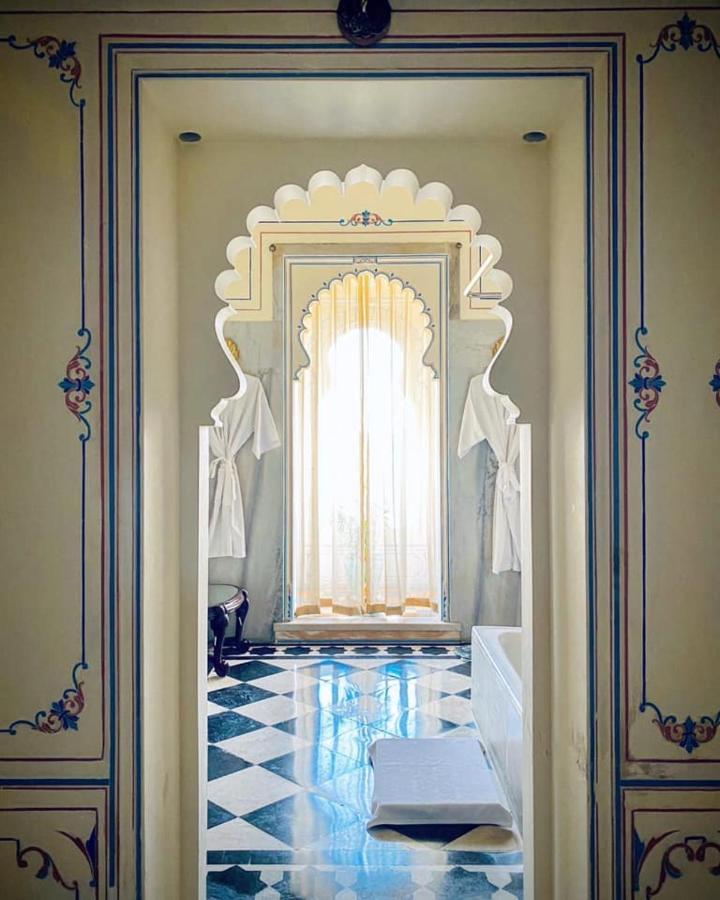 Shiv Niwas Palace By Hrh Group Of Hotels Удайпур Екстериор снимка