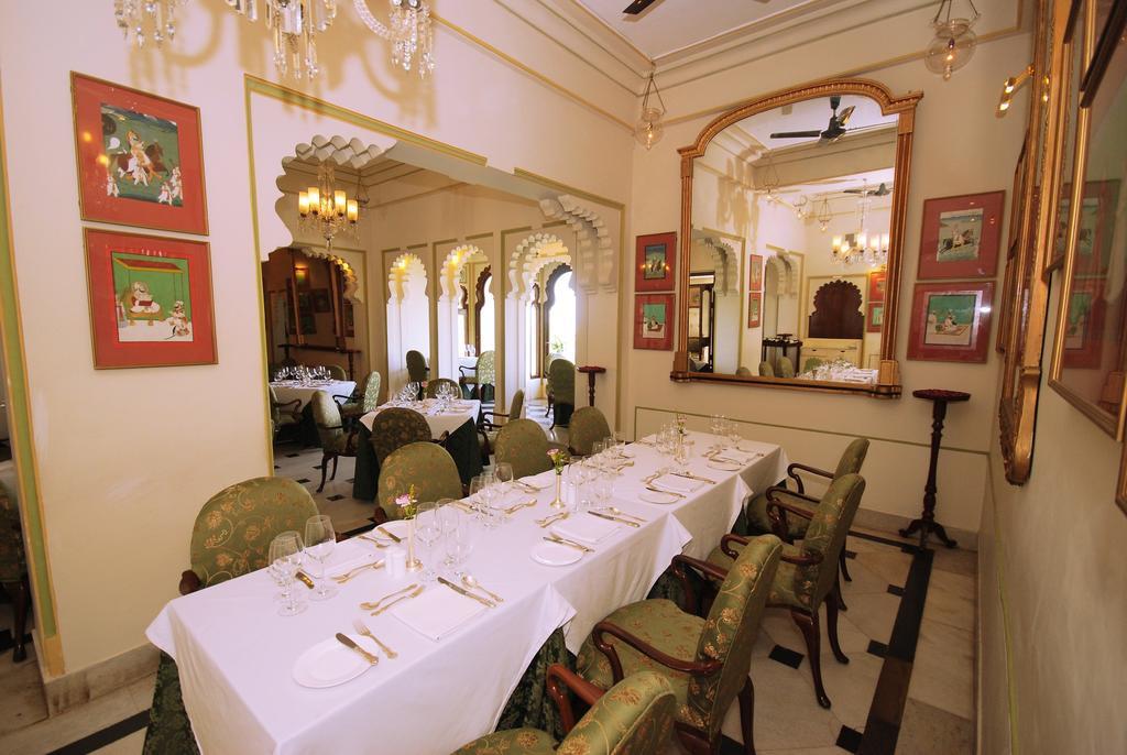 Shiv Niwas Palace By Hrh Group Of Hotels Удайпур Екстериор снимка
