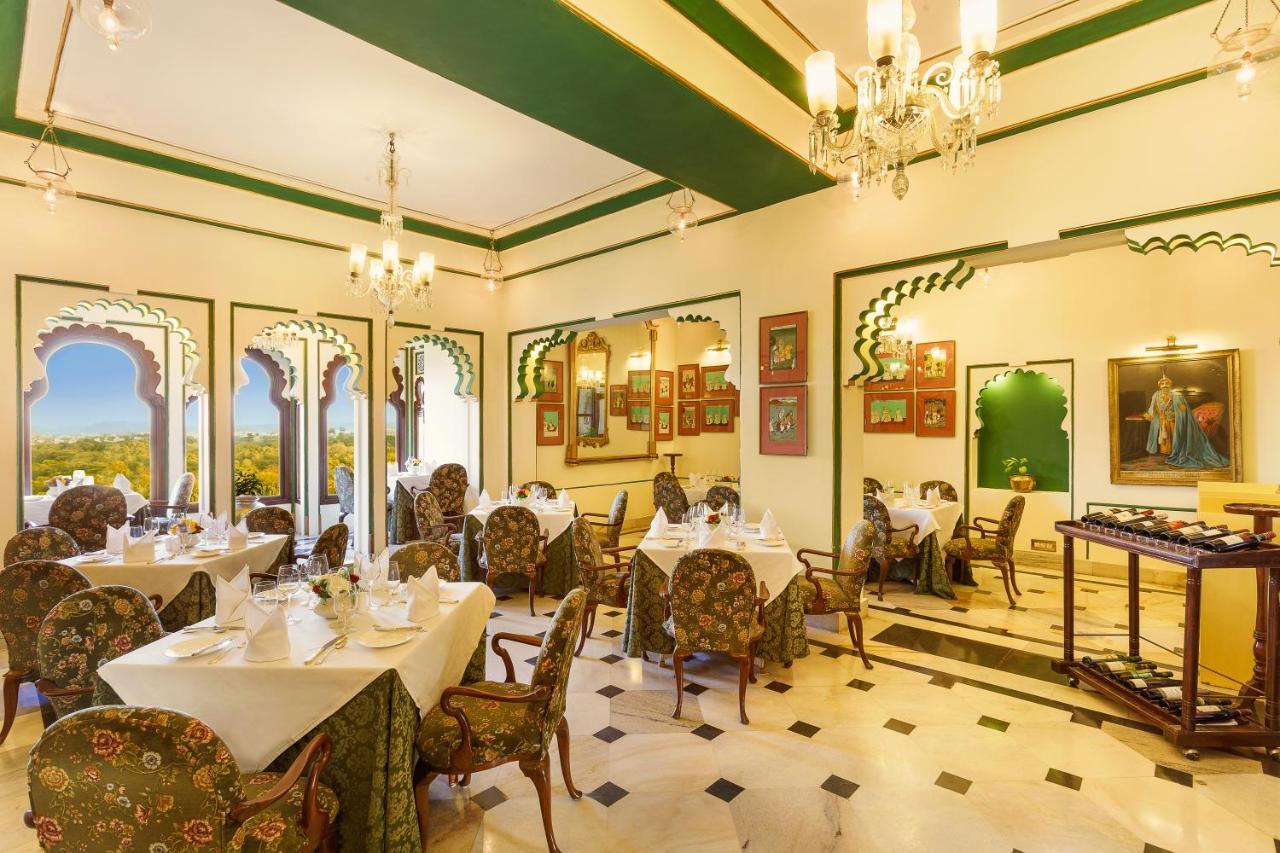 Shiv Niwas Palace By Hrh Group Of Hotels Удайпур Екстериор снимка